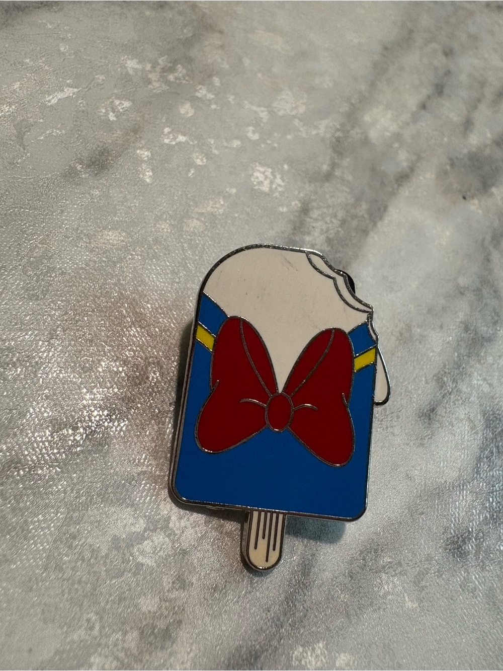 Disney Donald Duck popsicle pin